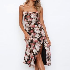 Hello Molly Weekend Feels Midi dress